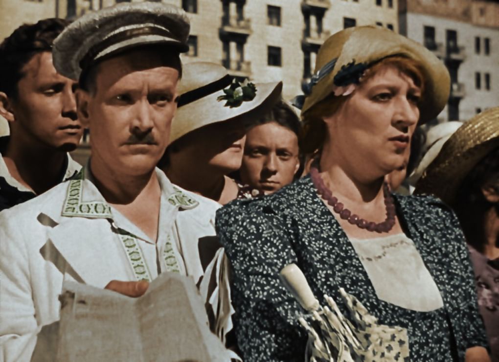 Кадр из художественного фильма Татьяны Лукашевич «Подкидыш» (1939)